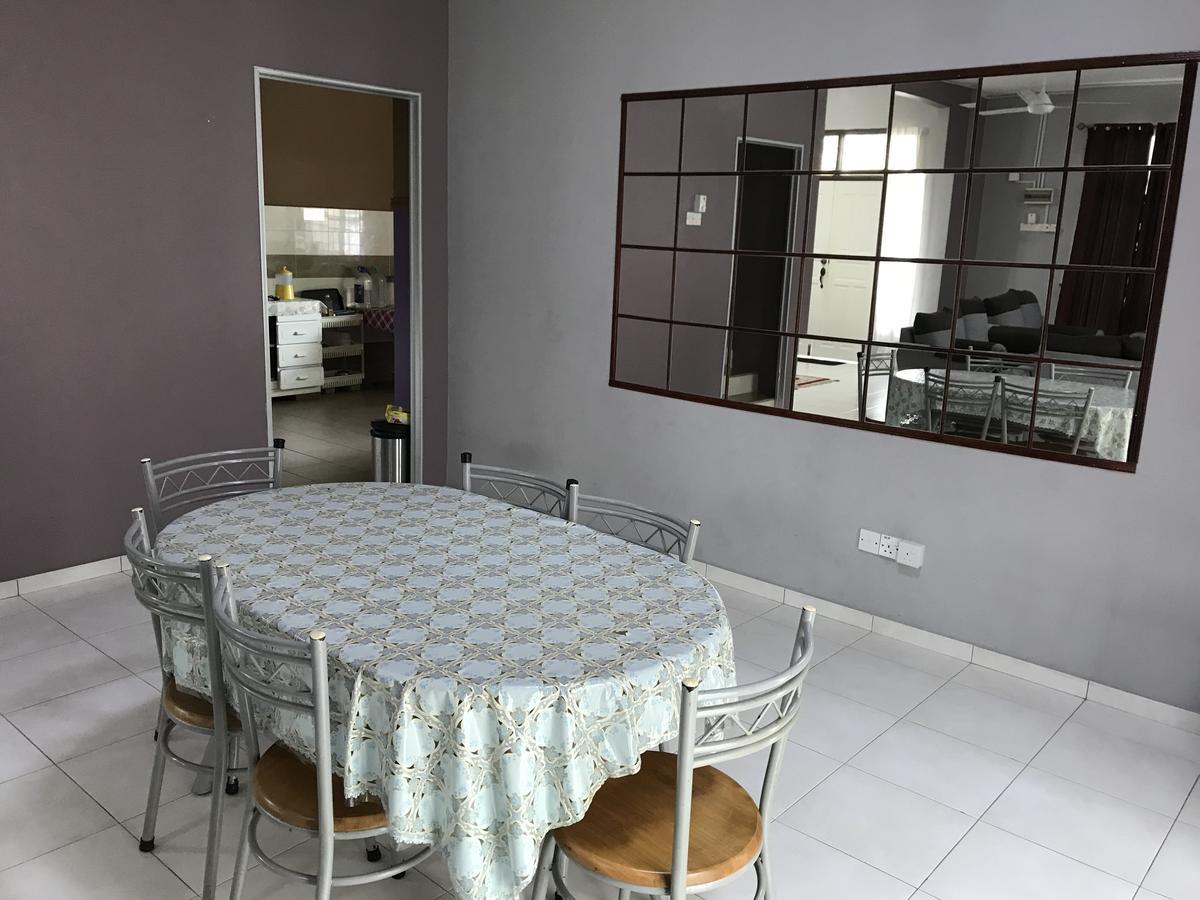Homestay Melaka Executive Bagian luar foto