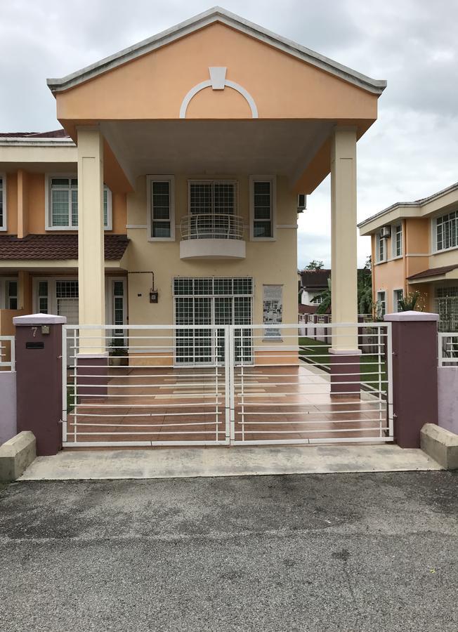 Homestay Melaka Executive Bagian luar foto